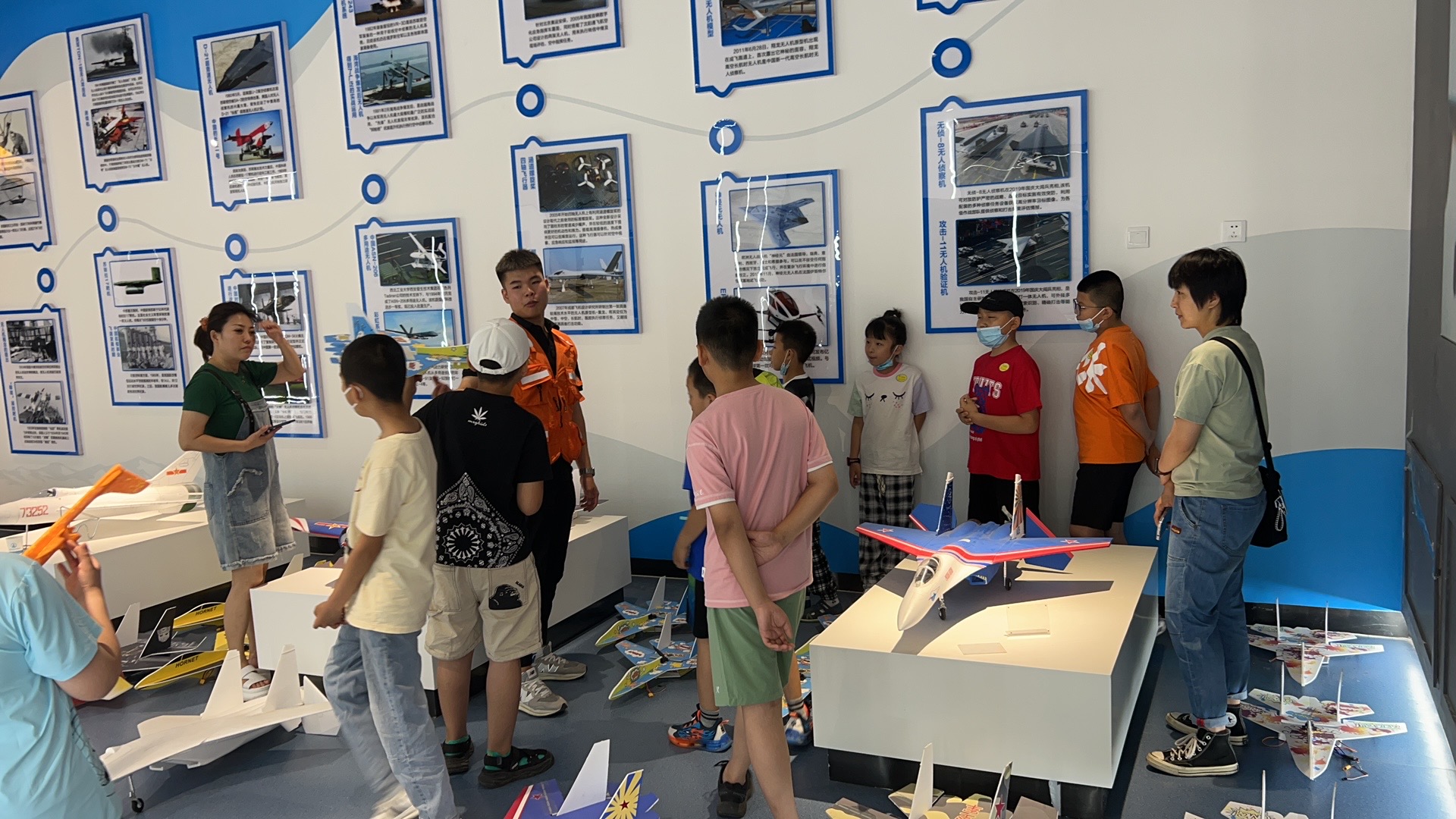 青少年無人機培訓班,青少年無人機培訓基地——保華潤天航空無人機培訓學校