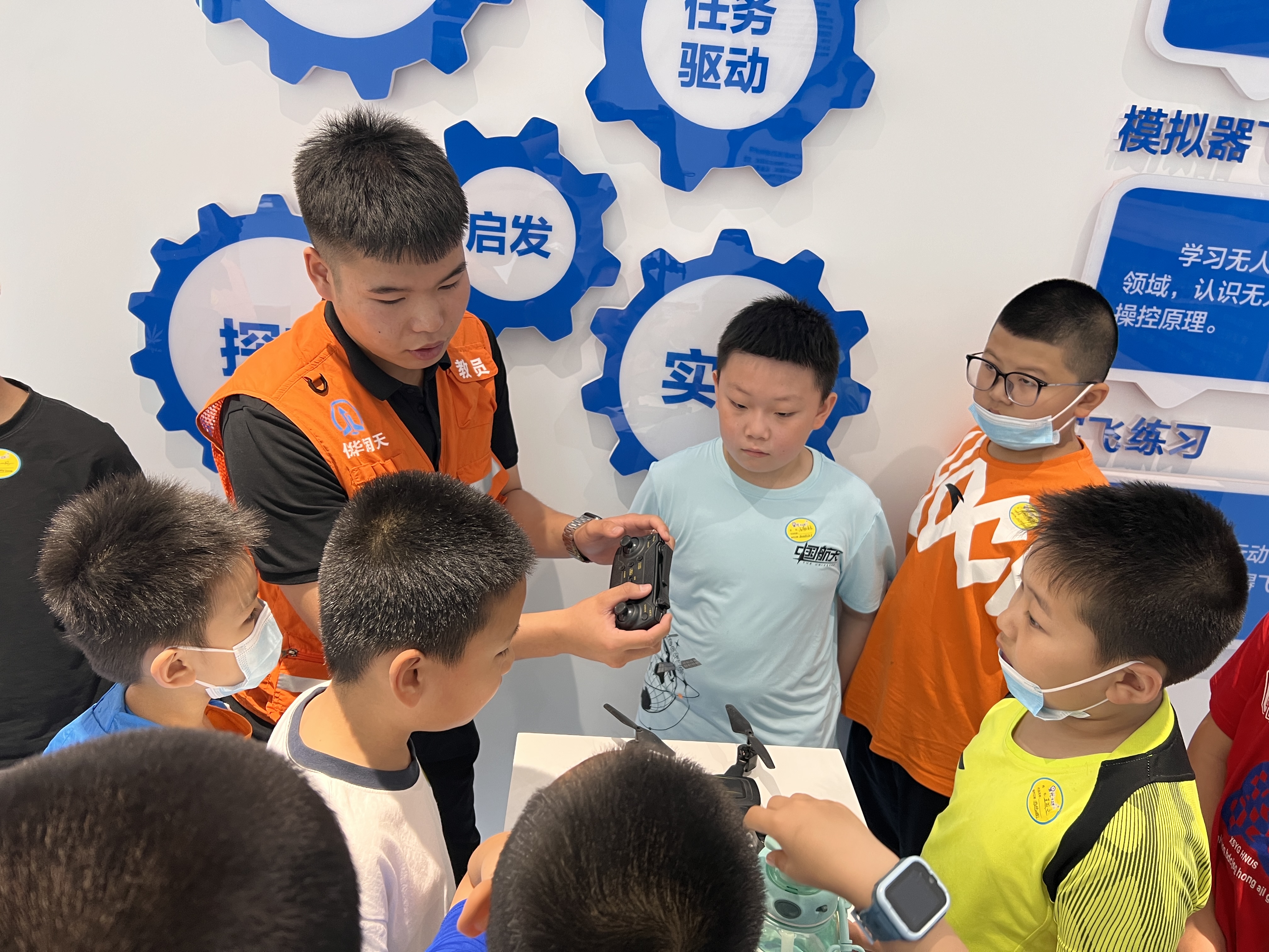 新疆少兒無人機培訓學什么內容-新疆保華潤天航空