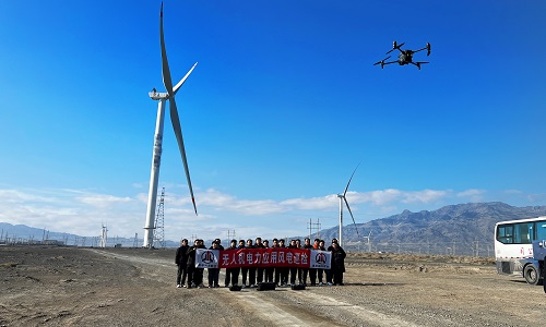 低空經濟蓬勃發展,無人機執照的含金量還在提高-新疆保華潤天航空
