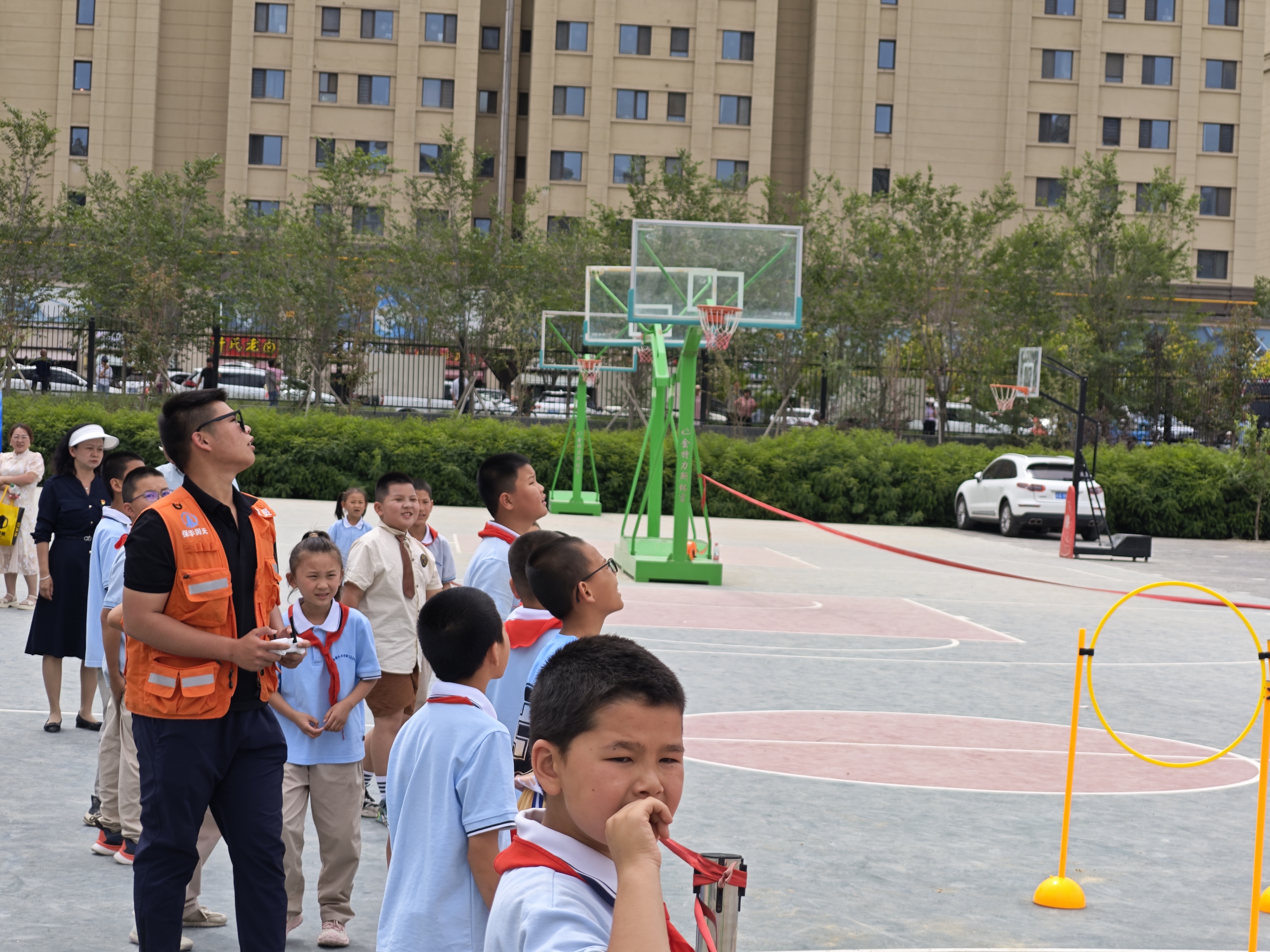 翱翔夢想:揭秘青少年無人機比賽的科技含金量-新疆保華潤天航空