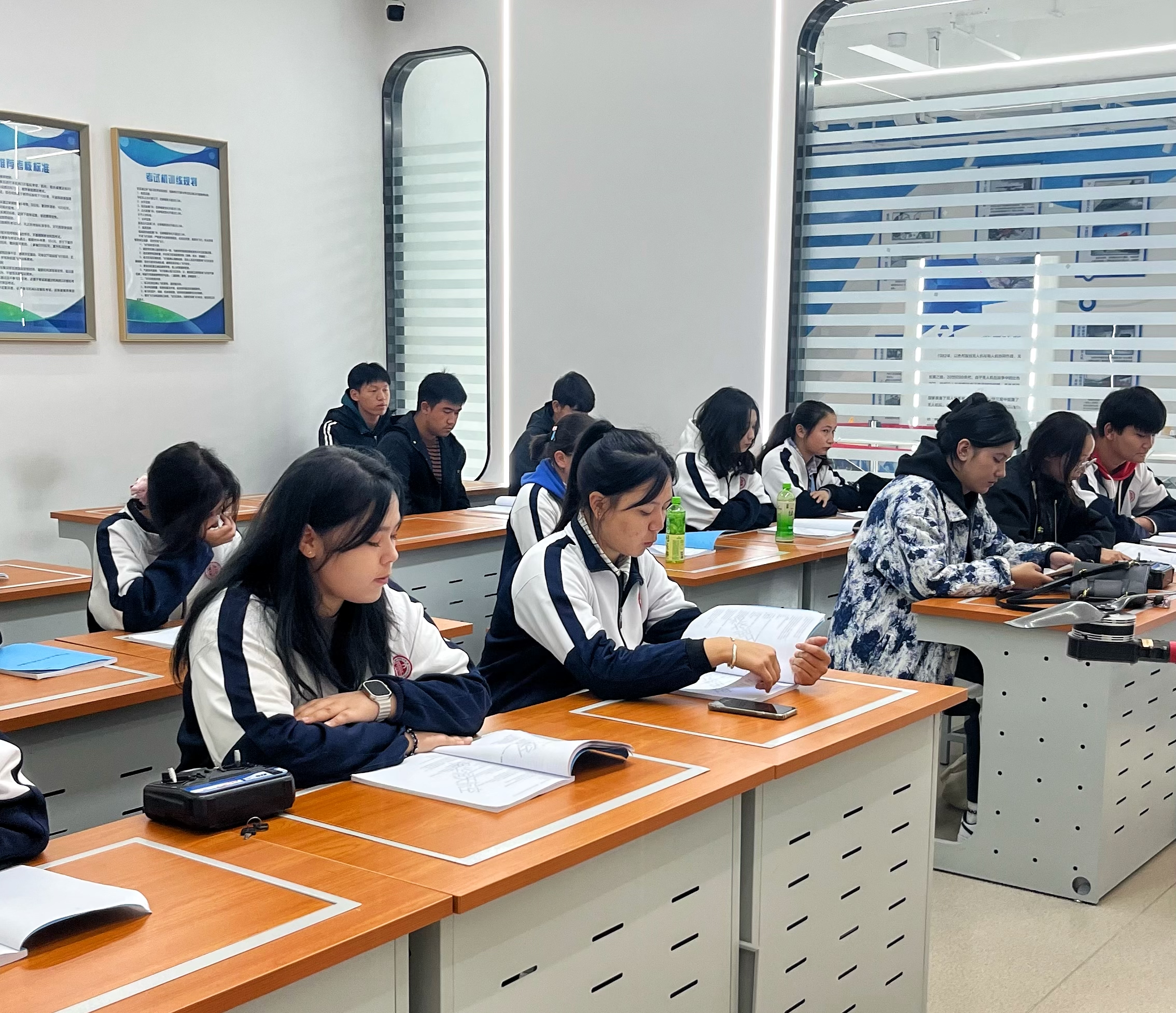 新疆保華潤天航空新動向:深入了解青少年無人機等級考試