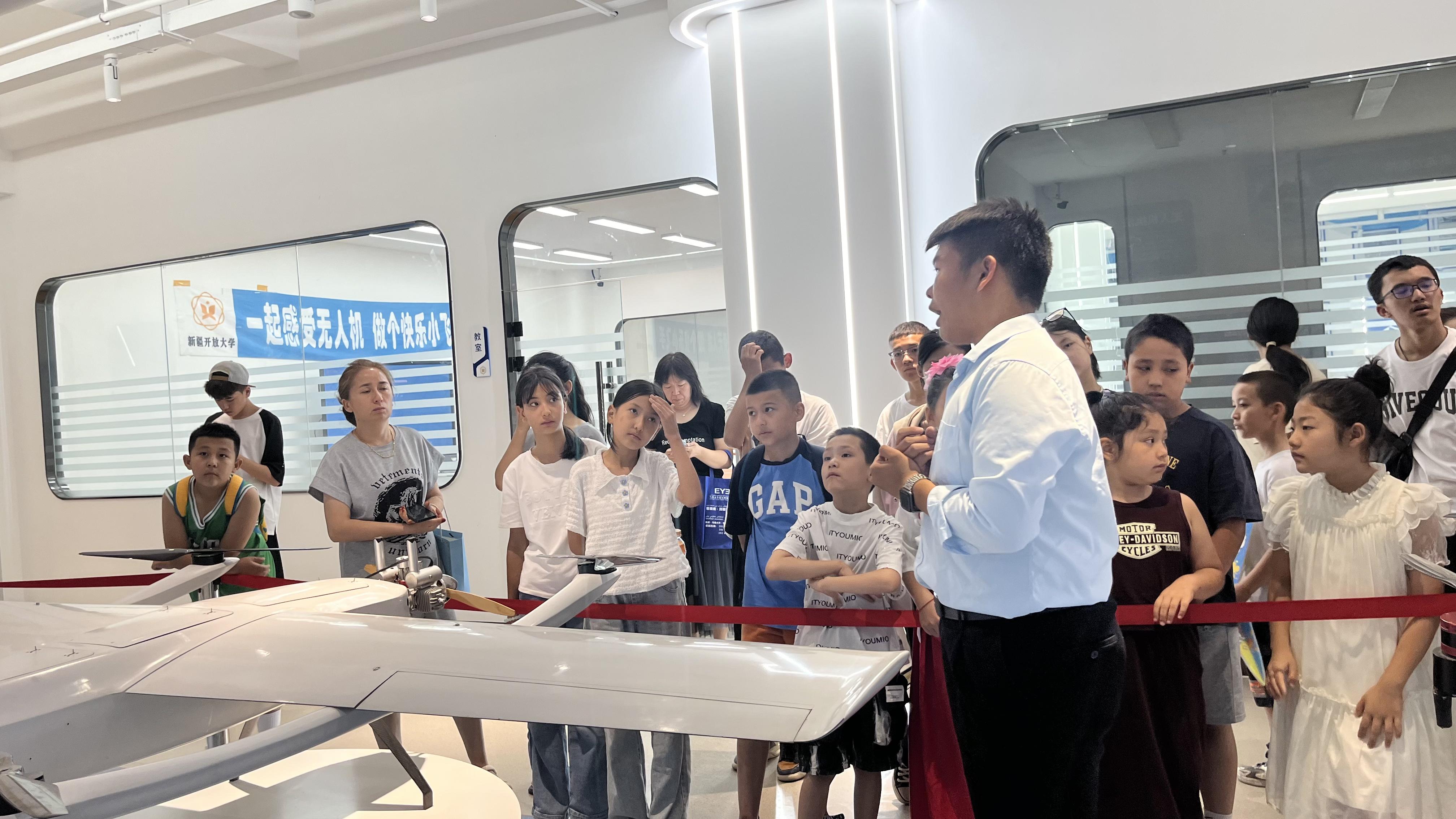 新疆保華潤天青少年無人機培訓:青少年無人機課程有哪些?