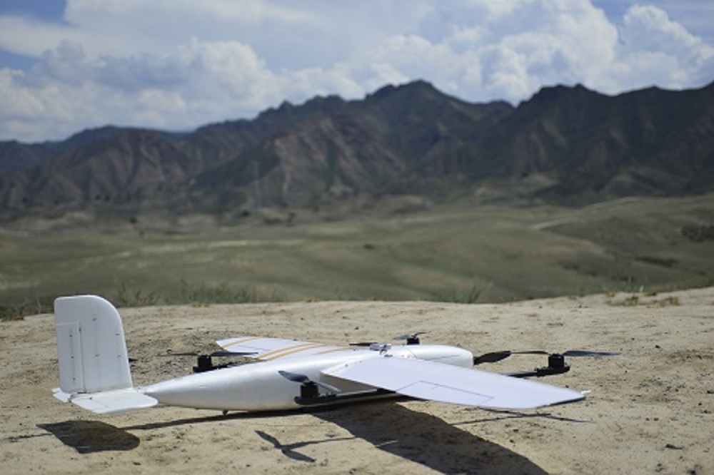 新疆青少年無人機培訓丨多旋翼和垂起固定翼選哪個機型好?-保華潤天航空