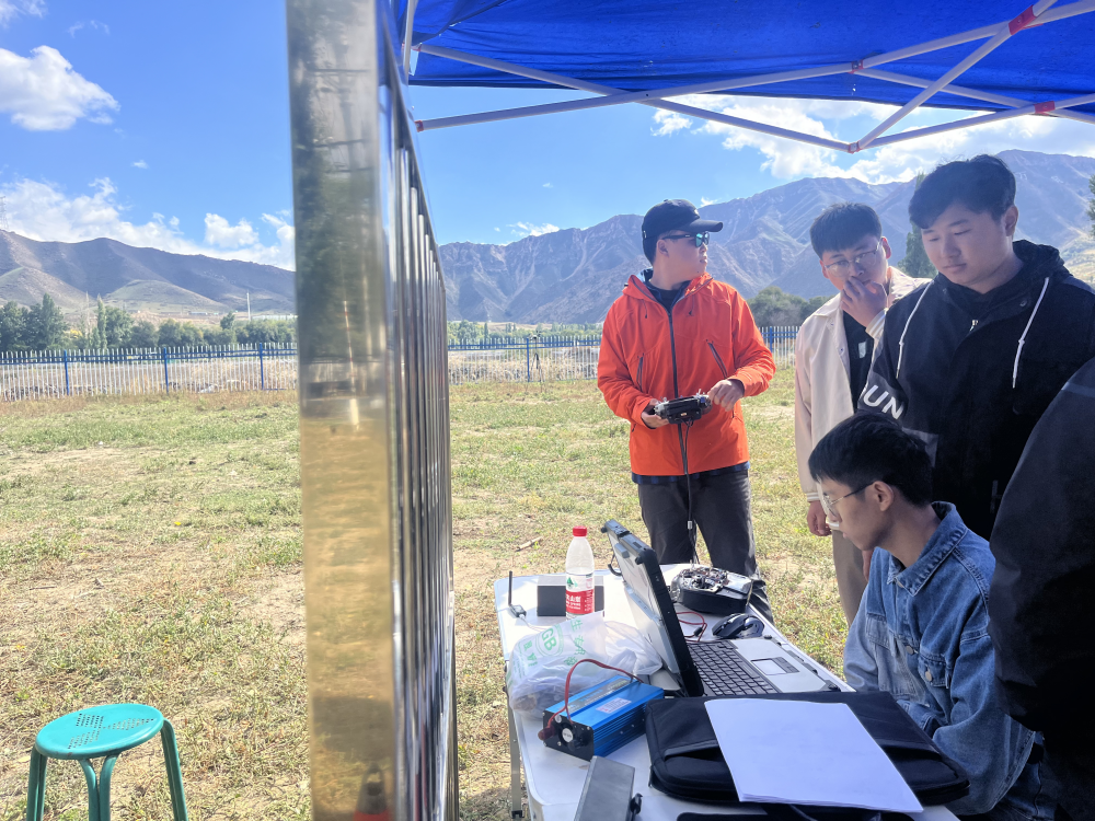 翱翔大美新疆,成就無人機夢想——新疆保華潤天航空等您來