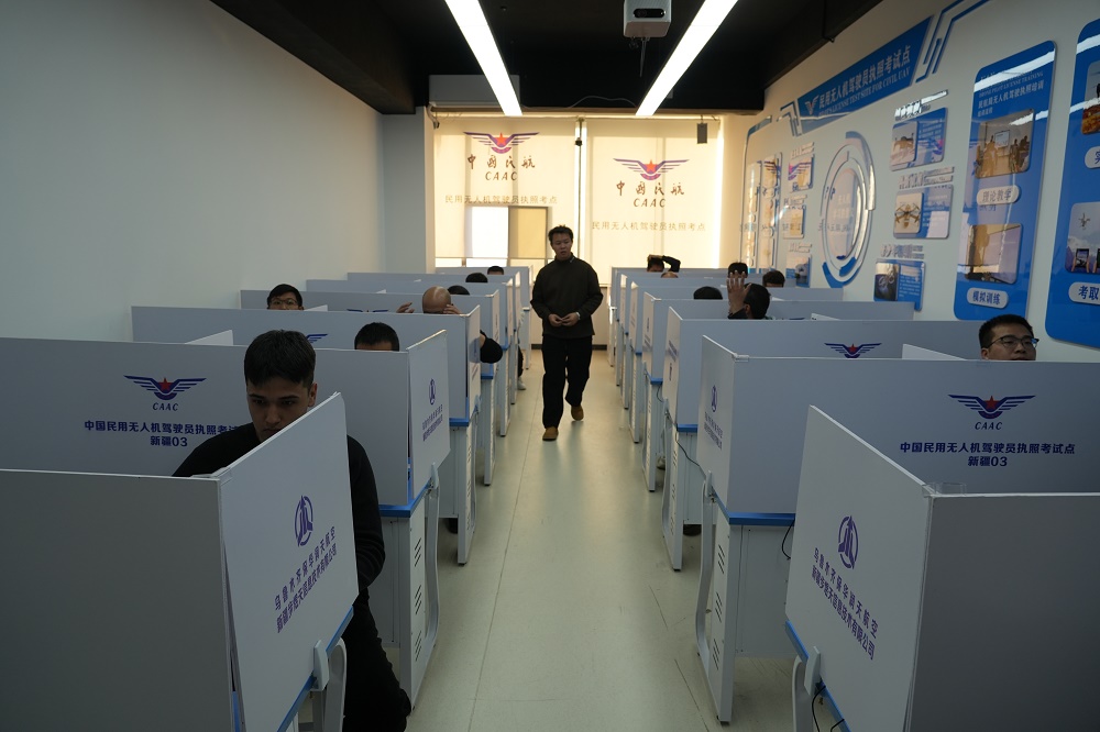 新疆無人機(jī)培訓(xùn)新星!保華潤(rùn)天航空CAAC執(zhí)照考點(diǎn),技能提升首選之地