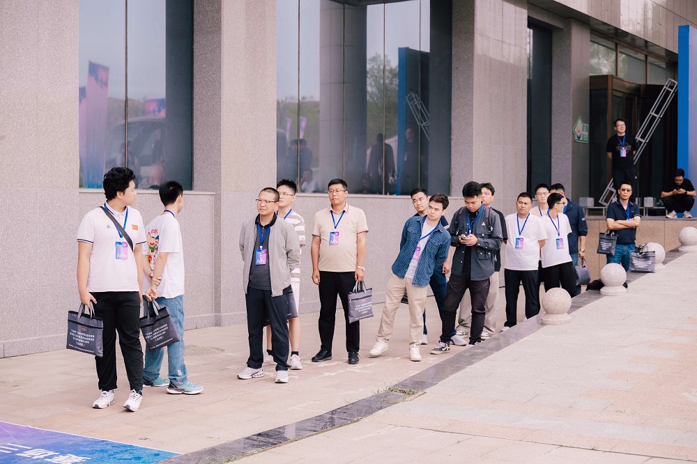 新疆哪里可以考無人機駕駛證?來新疆無人機03考點(保華潤天航空)!