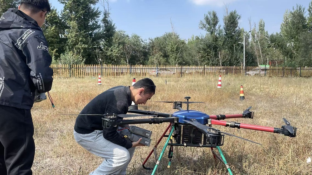 新疆無人機培訓新藍海:CAAC執照新疆03考點保華潤天航空引領行業革新