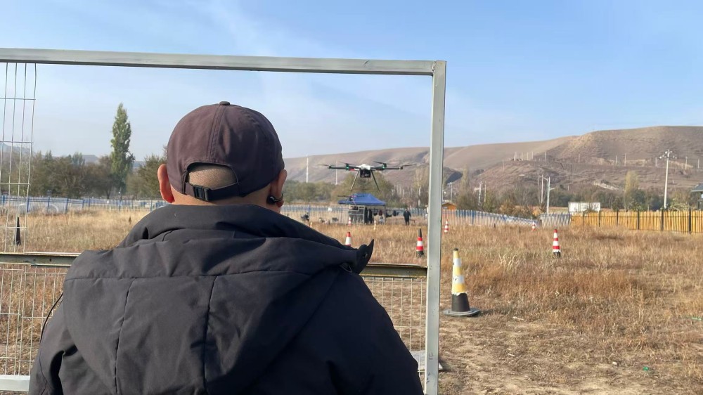 新疆無人機培訓新紀元:保華潤天03考點智慧教學體驗