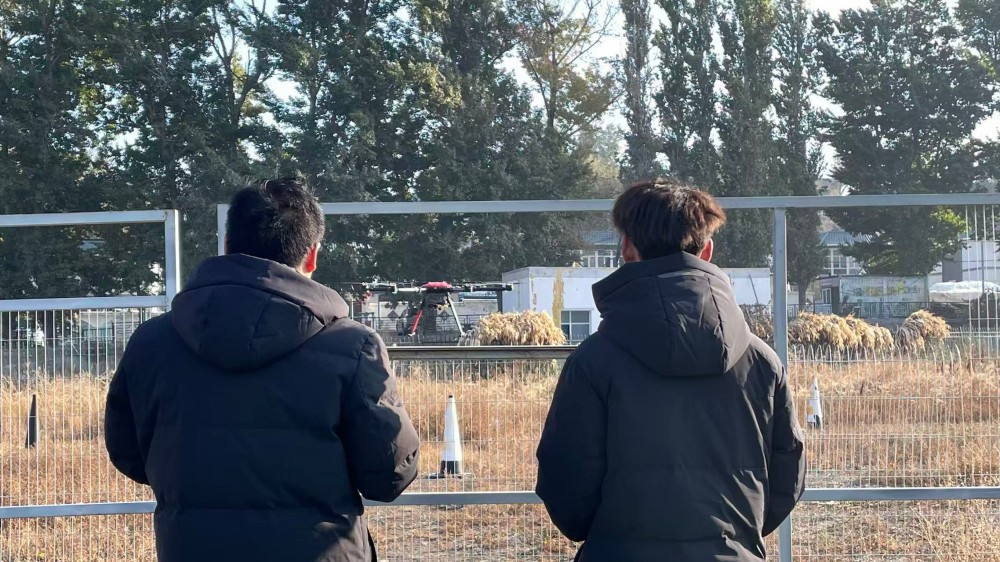 家門口的便捷考證地:新疆保華潤天航空無人機 03 考點