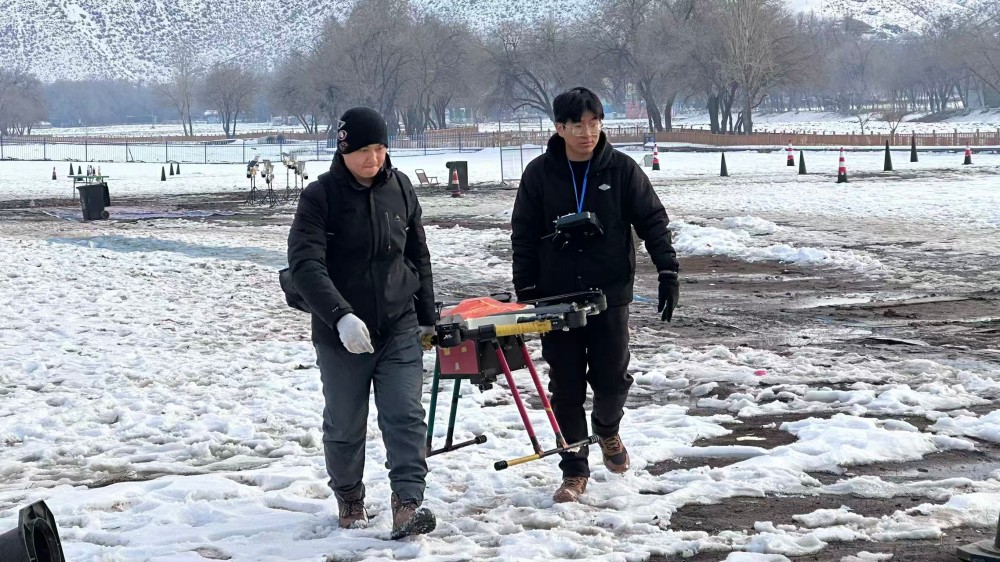 保華潤(rùn)天 03 考點(diǎn)新疆無(wú)人機(jī)培訓(xùn):專(zhuān)業(yè)無(wú)人機(jī)飛手的孵化基地